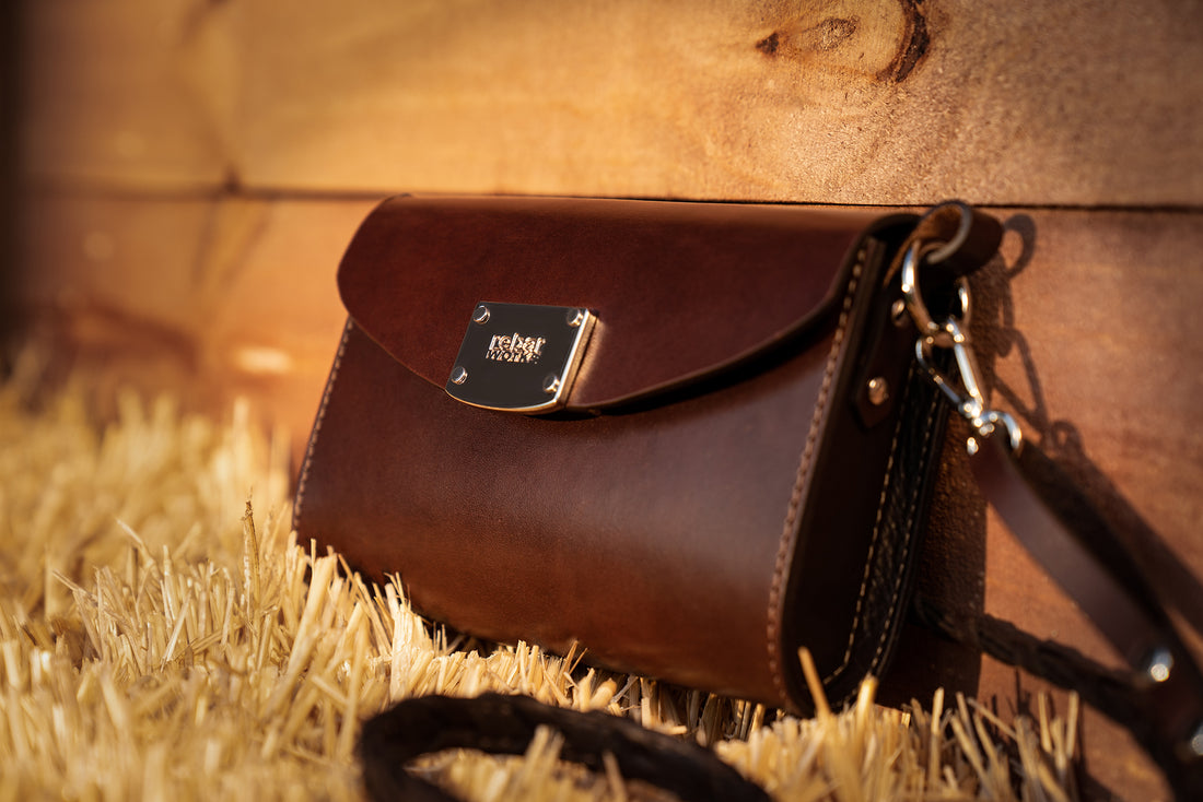 Saddlebag in Havana Leather with Nickel Hardware